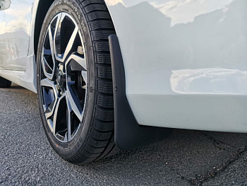 Брызговики задних колес Лада Веста Спорт