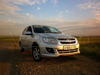 Накладка переднего бампера "Sniper" Лада Гранта (старого образца)