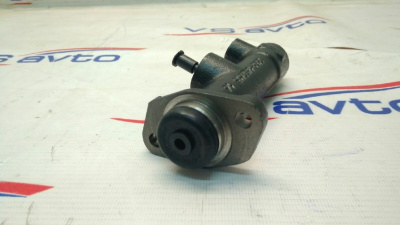 Главный цилиндр привода сцепления ВАЗ 2101 (21010160261000)