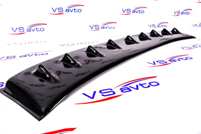 Накладка заднего стекла “Плавники» ВАЗ 2170 Приора седан