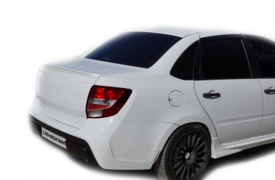 Лип-спойлер Лада Гранта седан