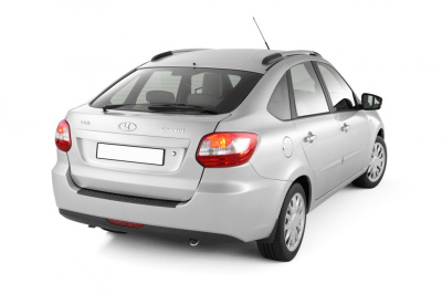 Накладка на задний бампер (черное тиснение) Лада Гранта лифтбек 2014-