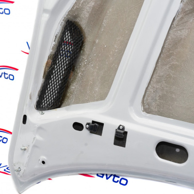 Капот стеклопластиковый «iRobot» Лада Гранта (под окраску)