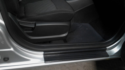 Накладки в проем дверей (4 шт) Лада Веста 2015-, SW 2016-, SW Cross 2017-