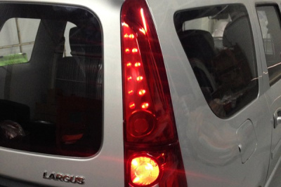 Дополнительные светодиодные задние фонари Лада Ларгус (новый дизайн)