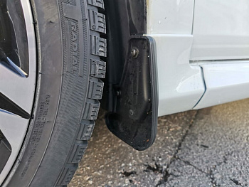 Брызговики передних колес Лада Веста Спорт