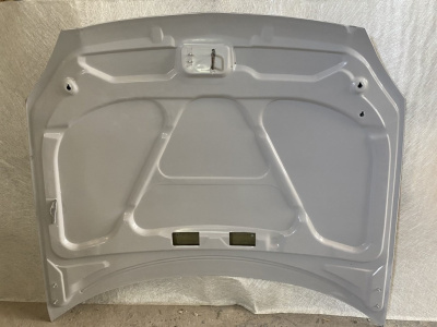 Капот стеклопластиковый Лада Приора (под окраску)