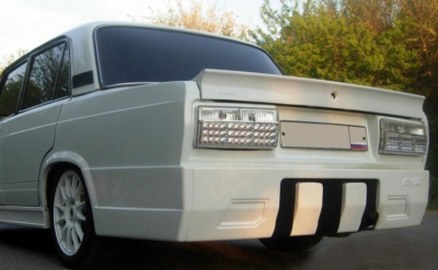 Бампер стеклопластиковый задний "AVR" ВАЗ 2105, 2107