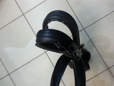 Уплотнитель проема двери задка ВАЗ 2110-2112