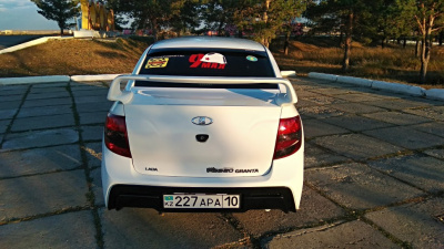 Спойлер "Флагман" LSD Лада Гранта