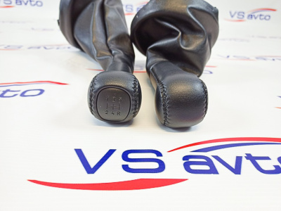 Ручка КПП Шевроле Нива (черная)